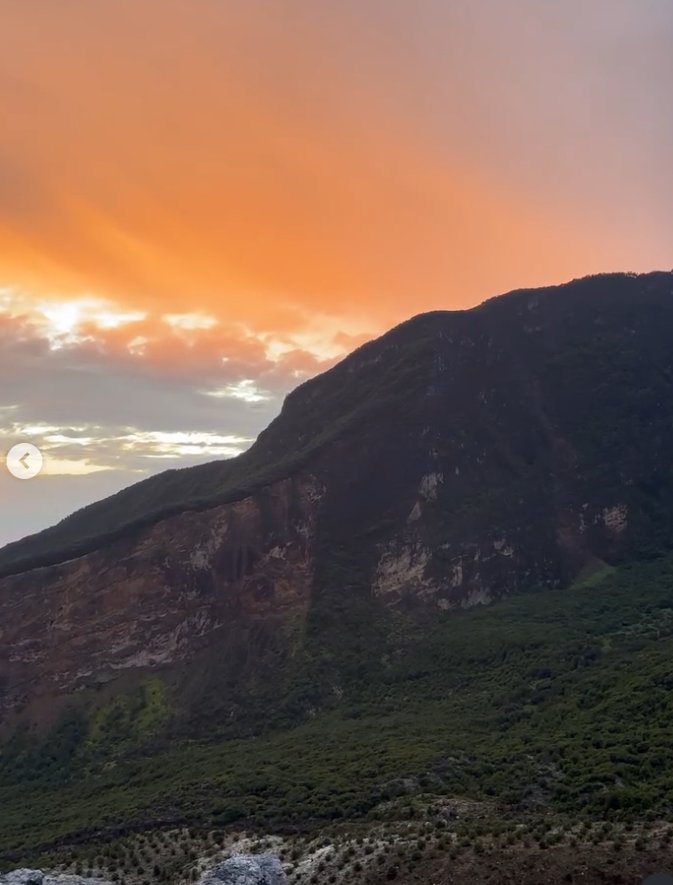 Jelajah Gunung Papandayan: Pesona Kawah Vulkanik dan Padang Edelweiss Tegal Alun - 2