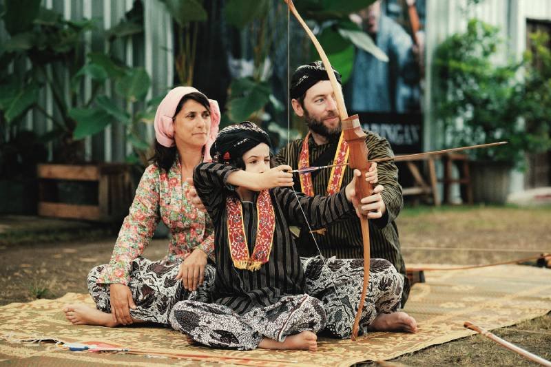 Jelajah Omah Kecebong: Pengalaman Budaya Jawa Otentik, Gerobak Sapi & Kuliner Tradisional Jogja
